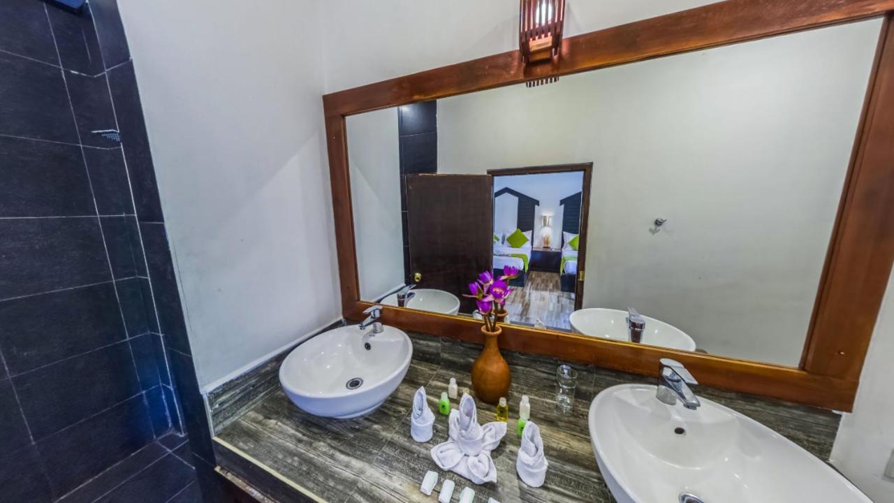 Sundaras Sigiriya Jungles Caves Resort ダンブッラ エクステリア 写真