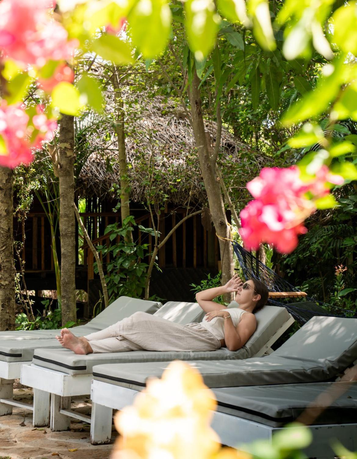 Sundaras Sigiriya Jungles Caves Resort ダンブッラ エクステリア 写真